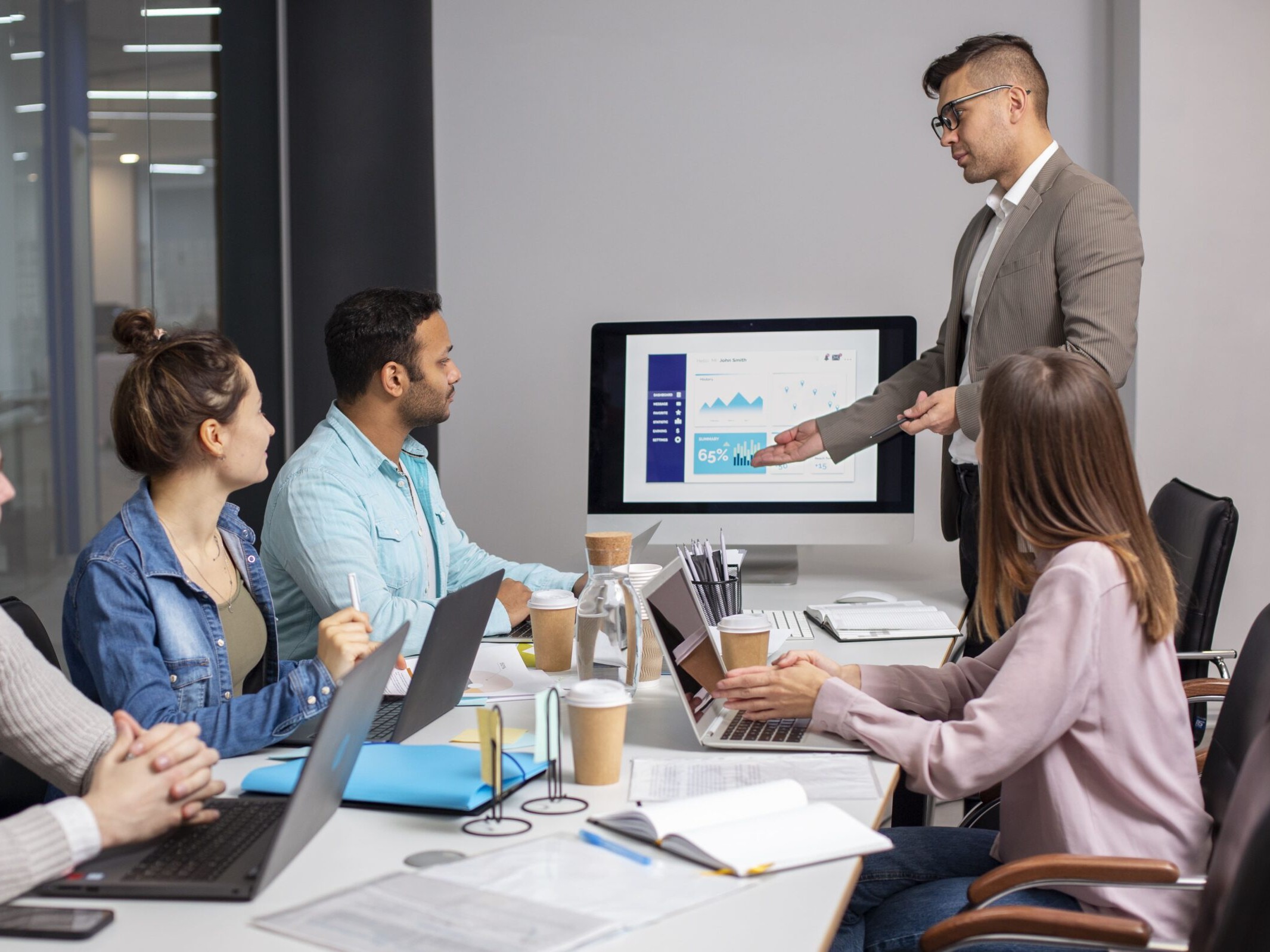 Fractional CFO Services for Startups & SMEs